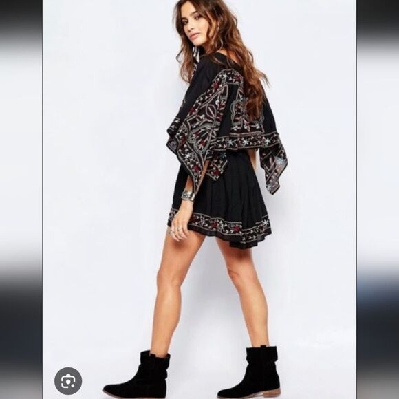 Free People Batiste Frida Black Embroidered Mini Dress Bell Sleeve S Small - Picture 5 of 16